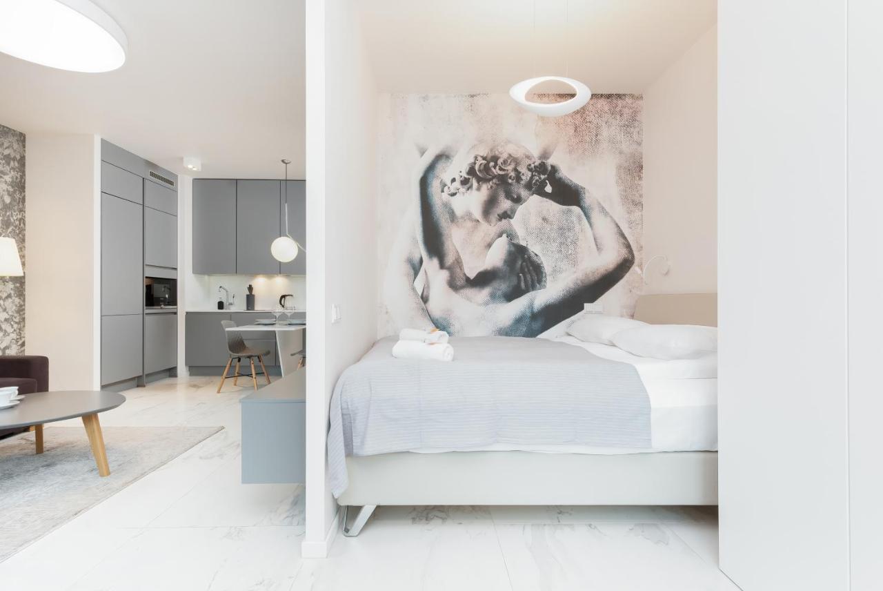 Mennica Residence - City Center Apartments By Noclegi Renters Varşovia Exterior foto